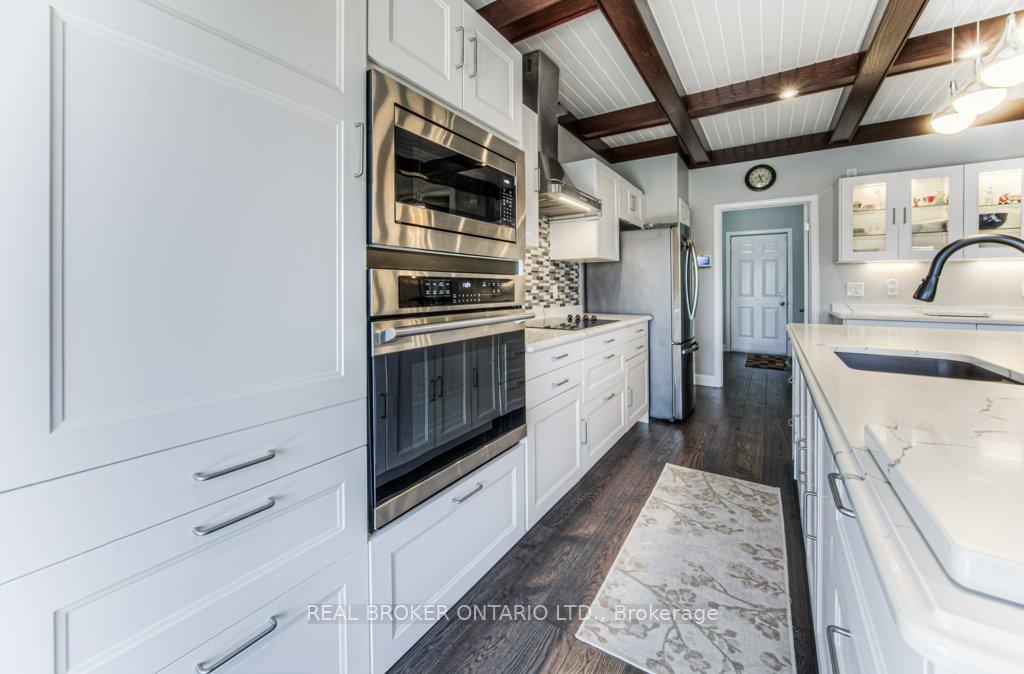 Photo 37 of Unit 4, 900 Doon Village Road, Kitchener — HOMEH