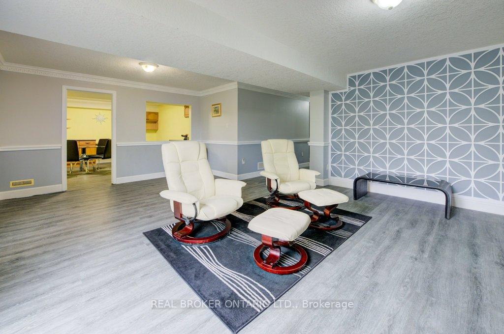 Photo 90 of Unit 4, 900 Doon Village Road, Kitchener — HOMEH