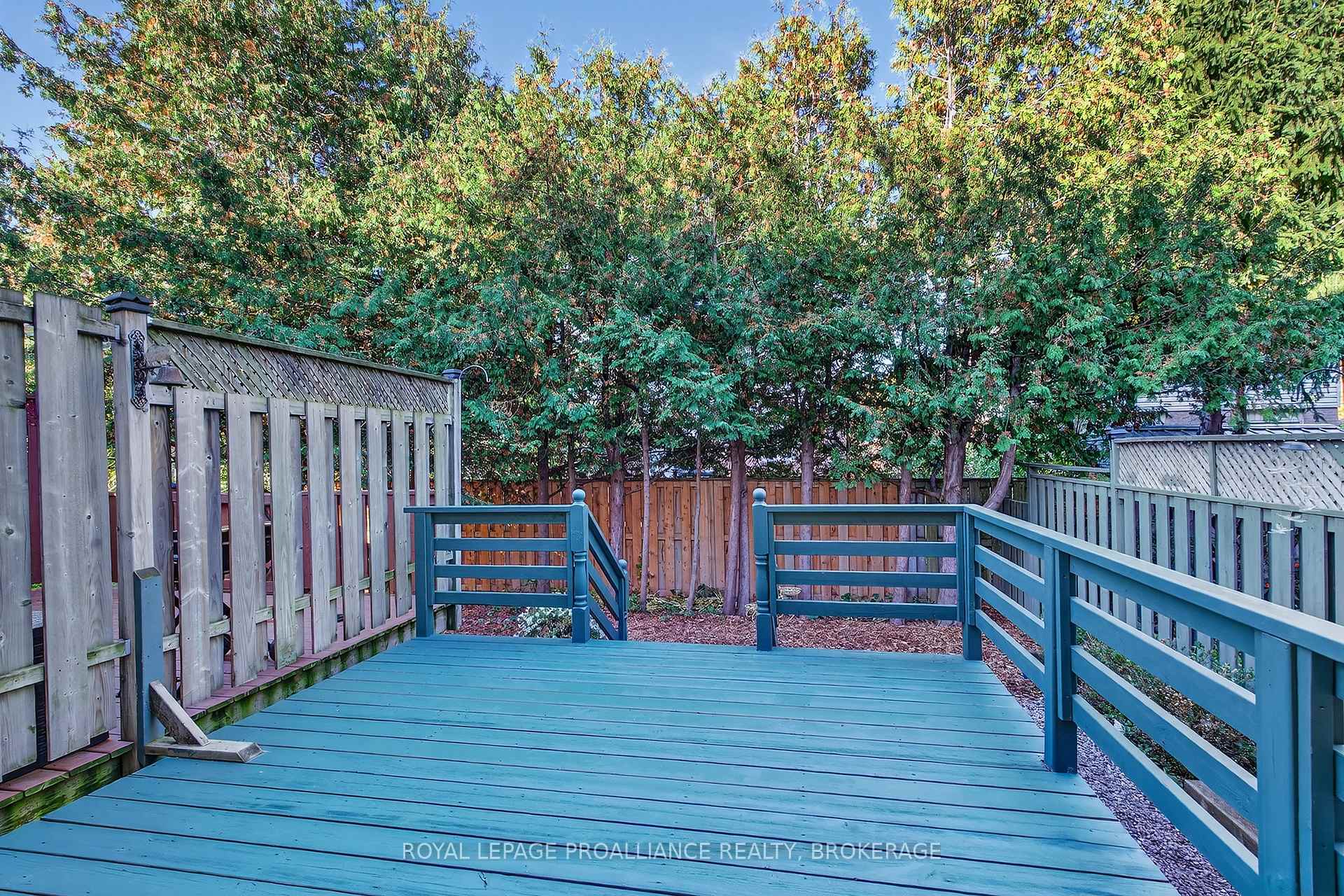 Photo 25 of 44 St Pauls Place, Kingston, West of Sir John A. Blvd — HOMEH