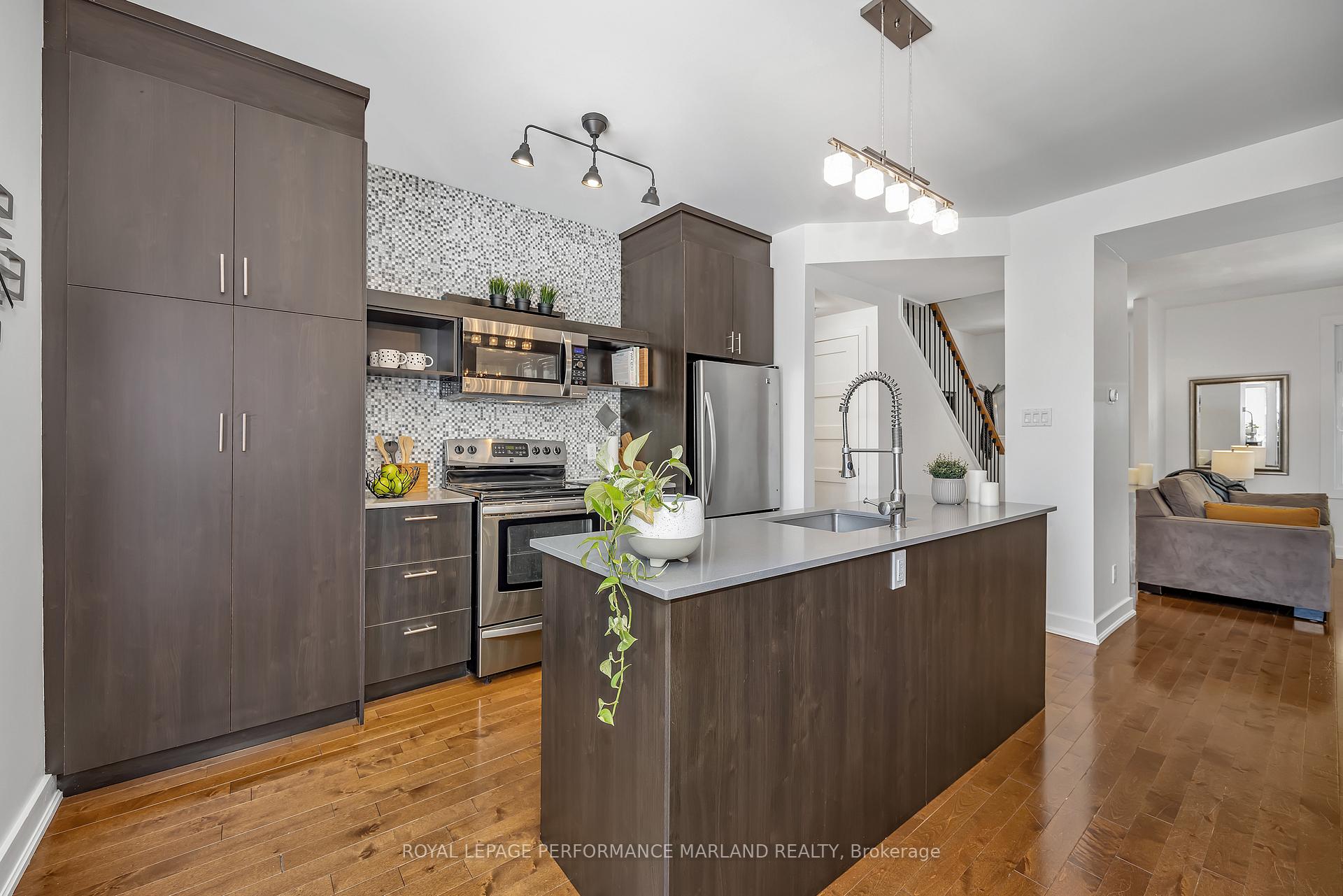 Photo 10 of 174 Hawthorne Avenue, Ottawa, Ottawa East — HOMEH