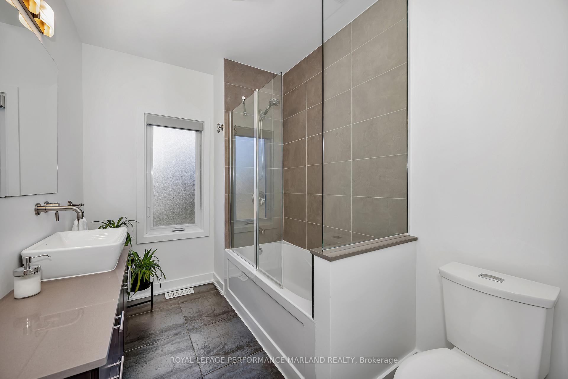 Photo 20 of 174 Hawthorne Avenue, Ottawa, Ottawa East — HOMEH