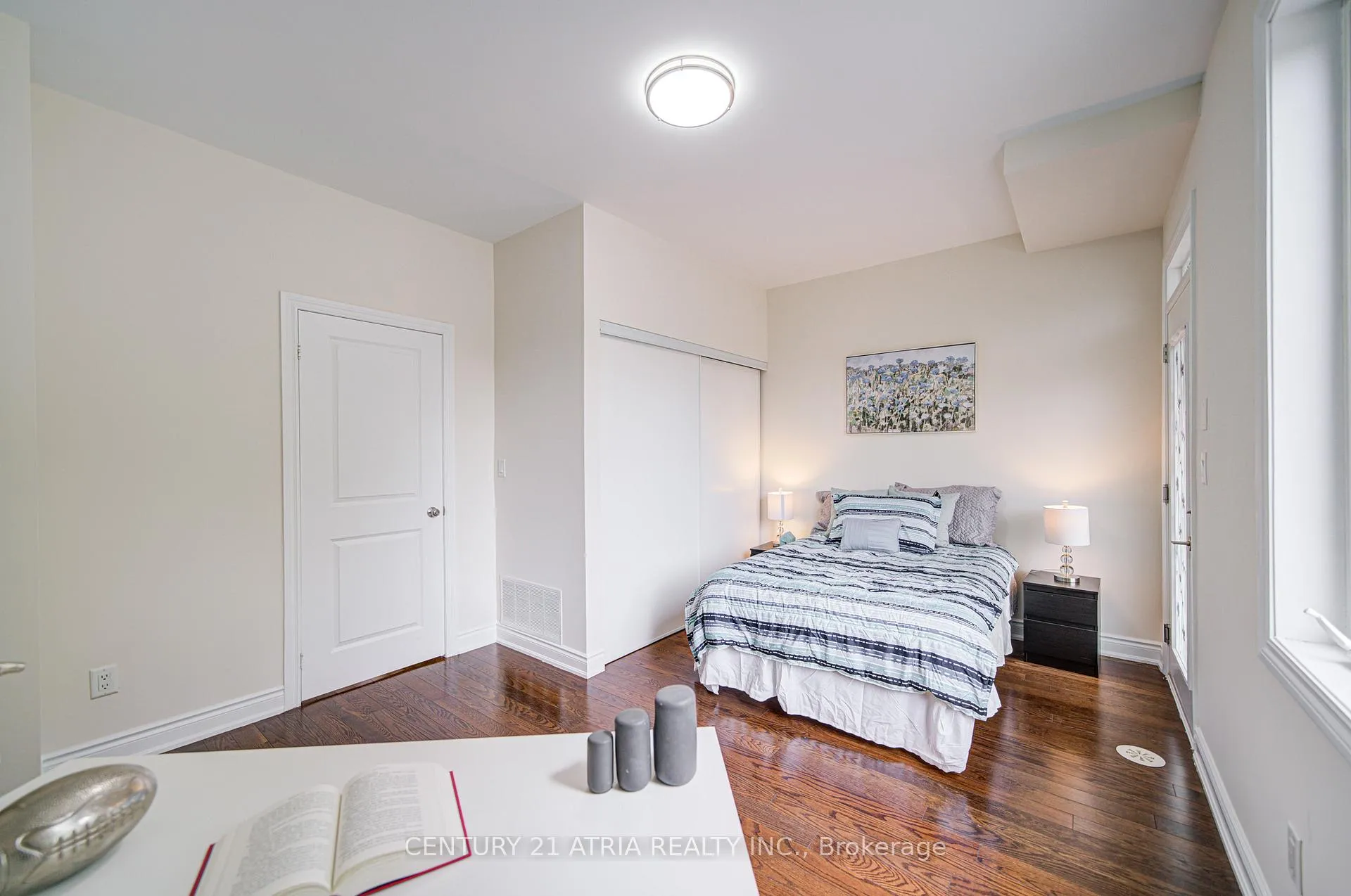 Photo 8 of 215 South park Road, Markham, Commerce Valley — HOMEH