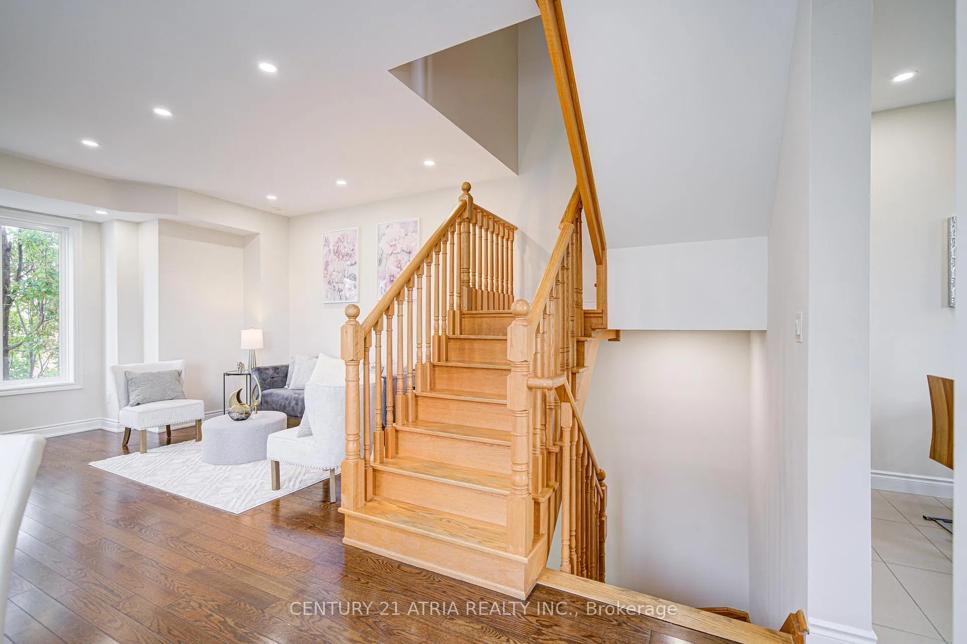 Photo 12 of 215 South park Road, Markham, Commerce Valley — HOMEH