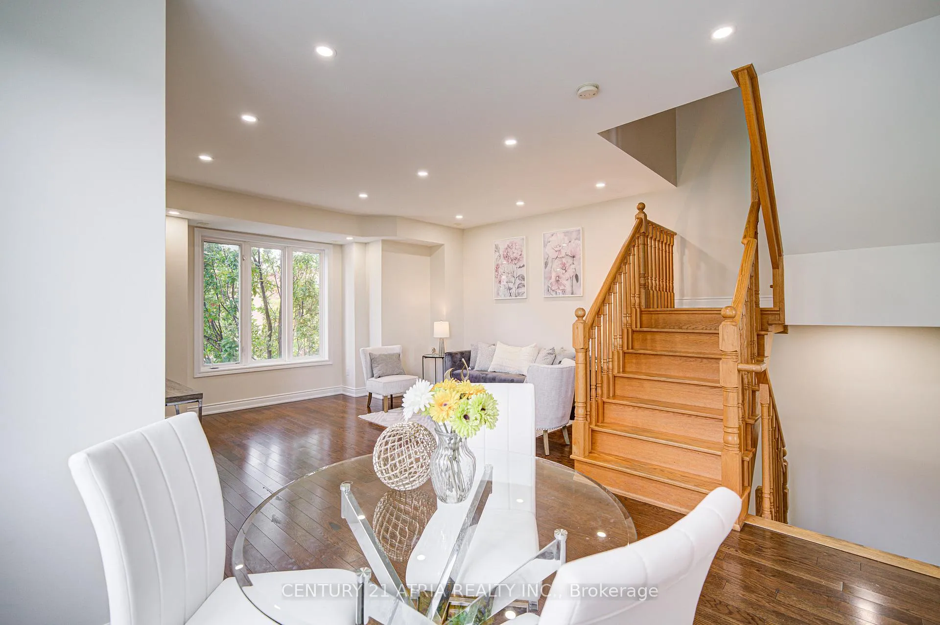 Photo 13 of 215 South park Road, Markham, Commerce Valley — HOMEH