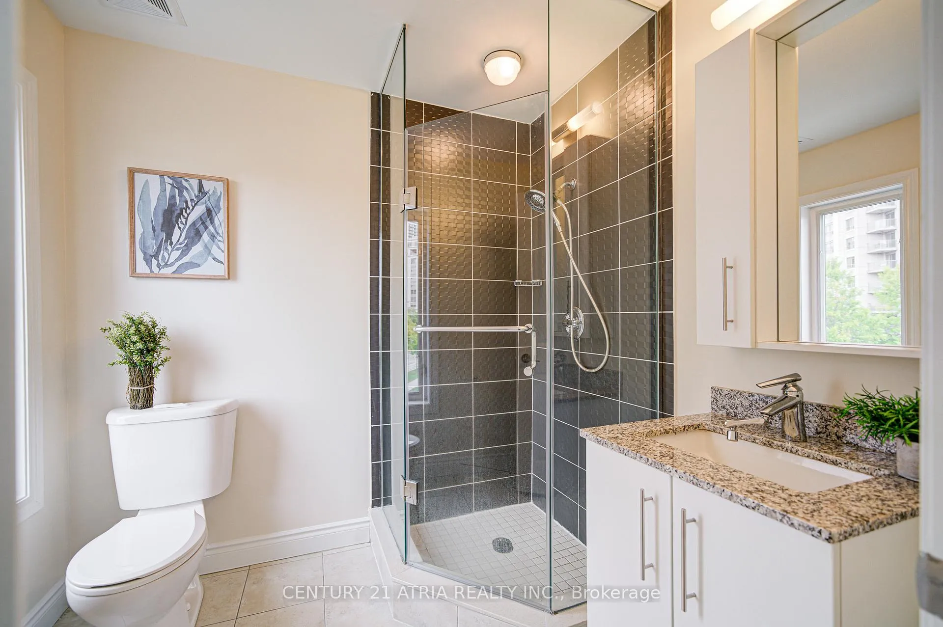 Photo 28 of 215 South park Road, Markham, Commerce Valley — HOMEH