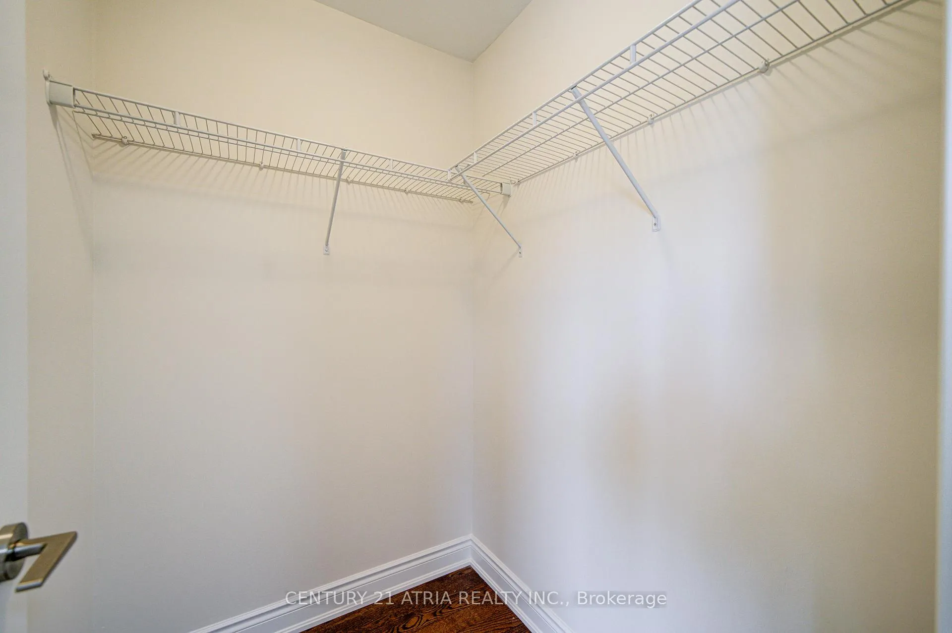 Photo 31 of 215 South park Road, Markham, Commerce Valley — HOMEH