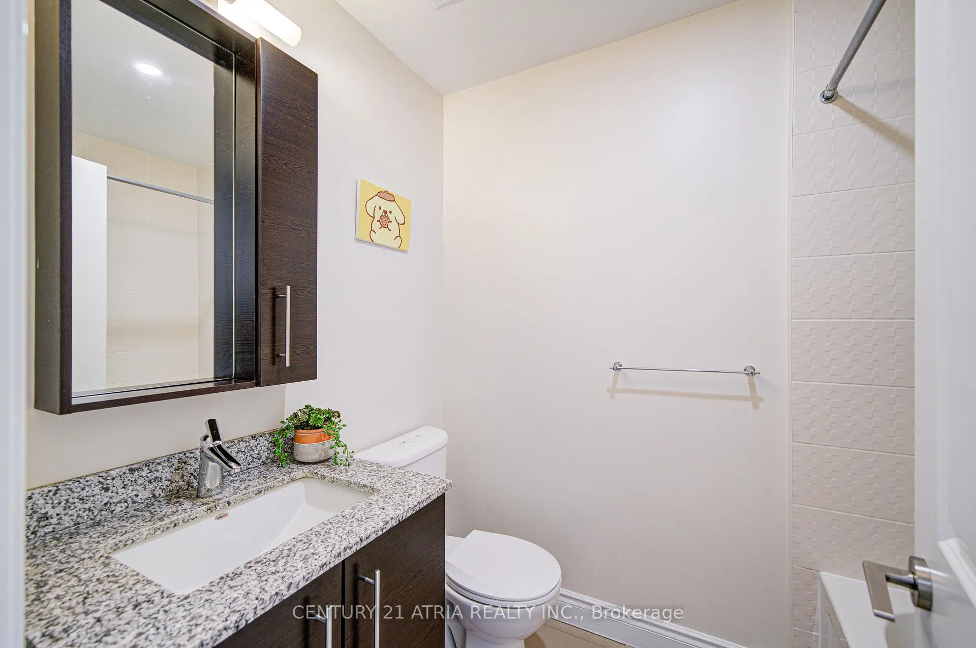 Photo 32 of 215 South park Road, Markham, Commerce Valley — HOMEH