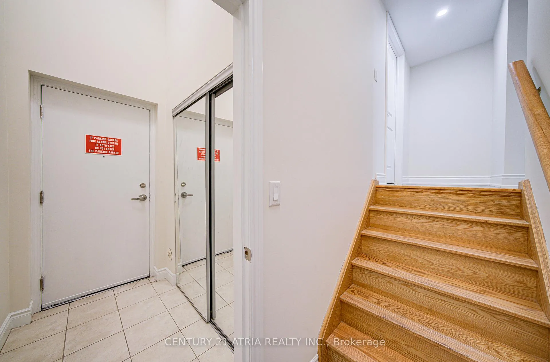 Photo 36 of 215 South park Road, Markham, Commerce Valley — HOMEH