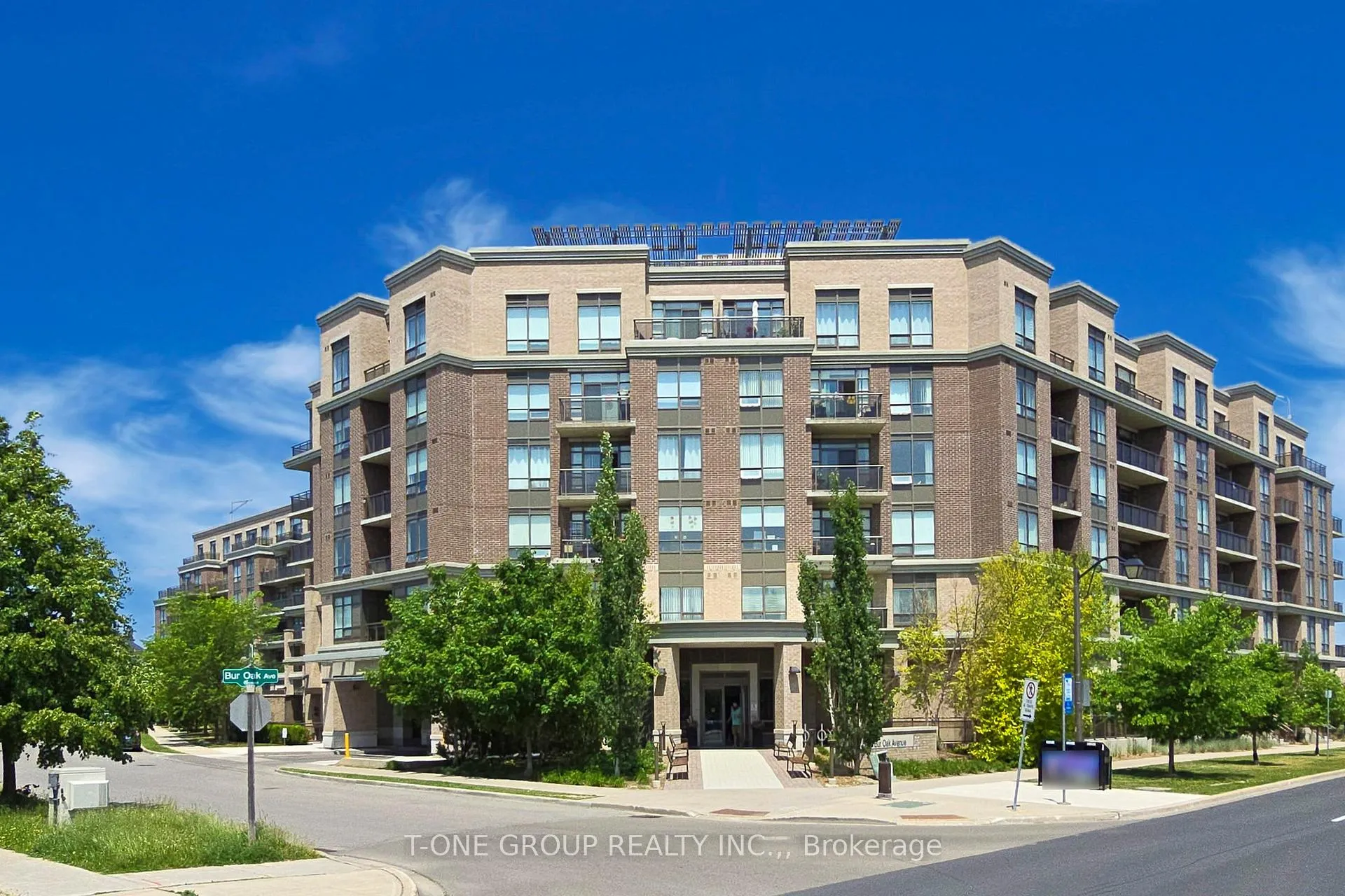 Photo 1 of Unit 606, 540 Bur Oak Avenue, Markham, Berczy — HOMEH