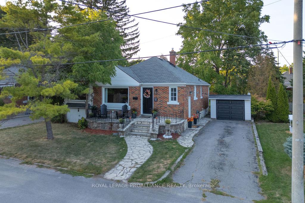Photo 45 of 18 Reynolds Crescent, Belleville, Belleville Ward — HOMEH