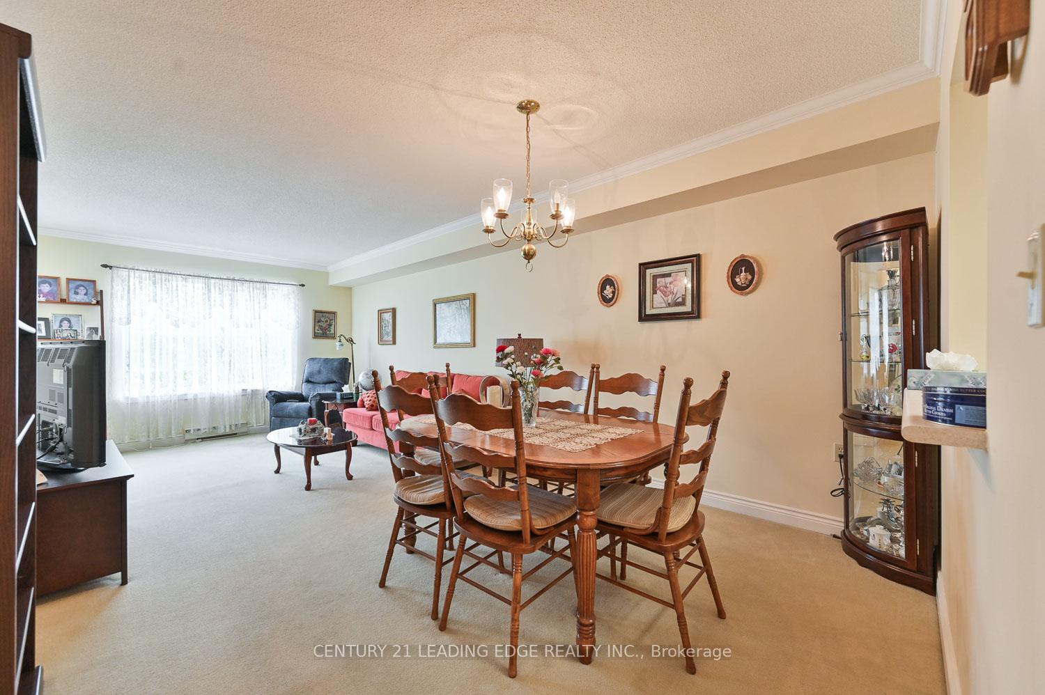 Photo 12 of Unit 317, 100 Anna Russell Way, Markham, Unionville — HOMEH