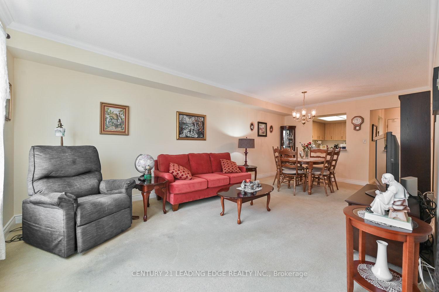 Photo 16 of Unit 317, 100 Anna Russell Way, Markham, Unionville — HOMEH