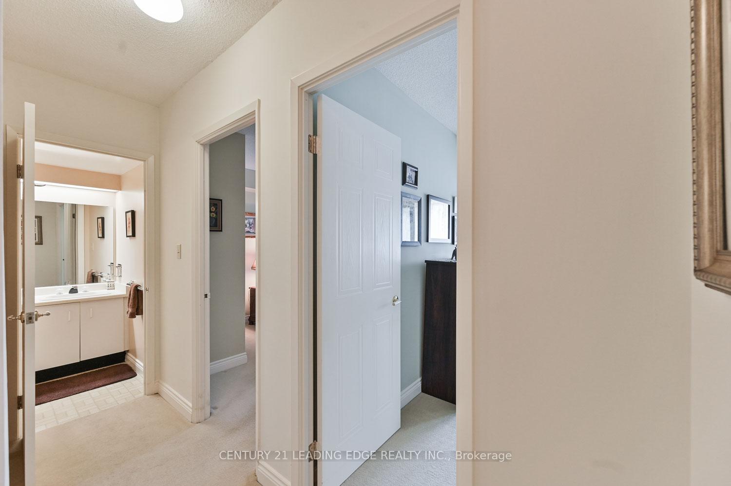 Photo 22 of Unit 317, 100 Anna Russell Way, Markham, Unionville — HOMEH