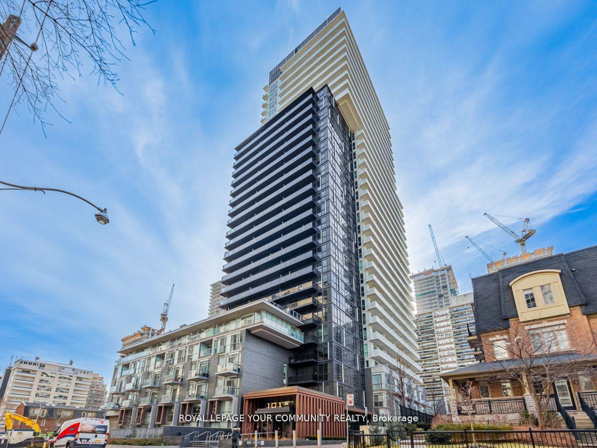 Front of Unit 1402, 101 Erskine Avenue