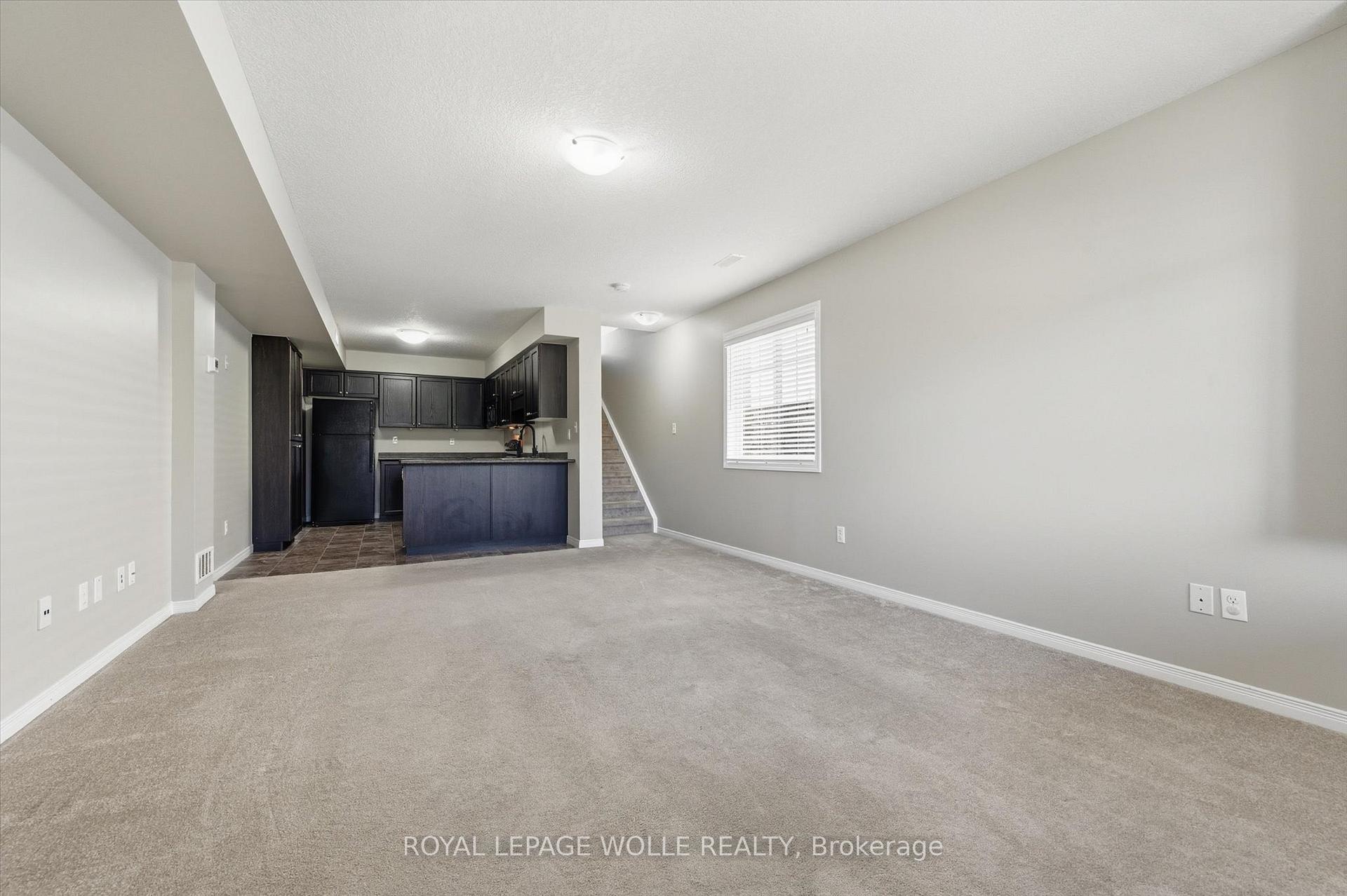 Photo 10 of Unit 35, 35 Mountford Drive, Guelph, Grange Road — HOMEH