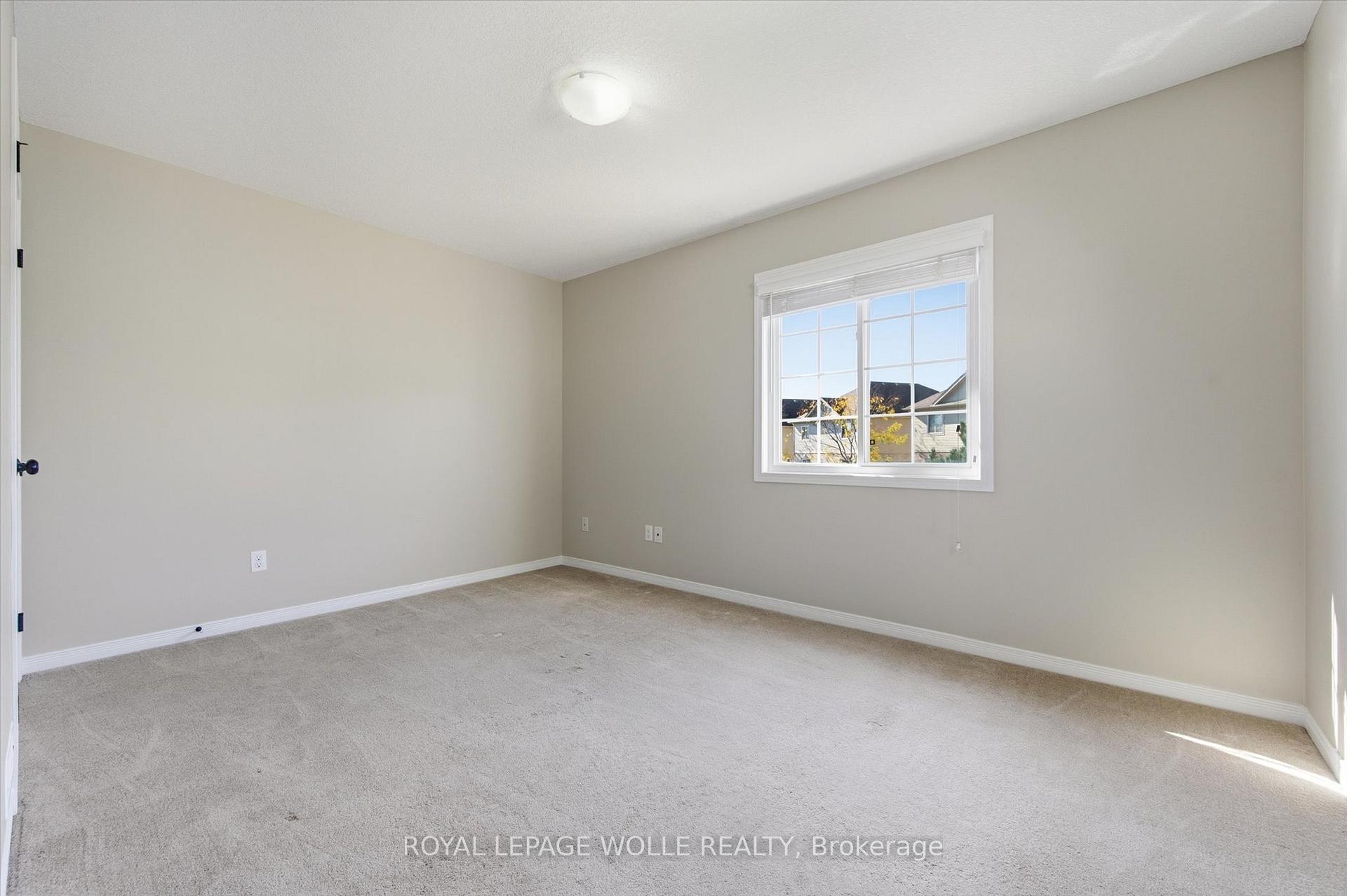 Photo 20 of Unit 35, 35 Mountford Drive, Guelph, Grange Road — HOMEH