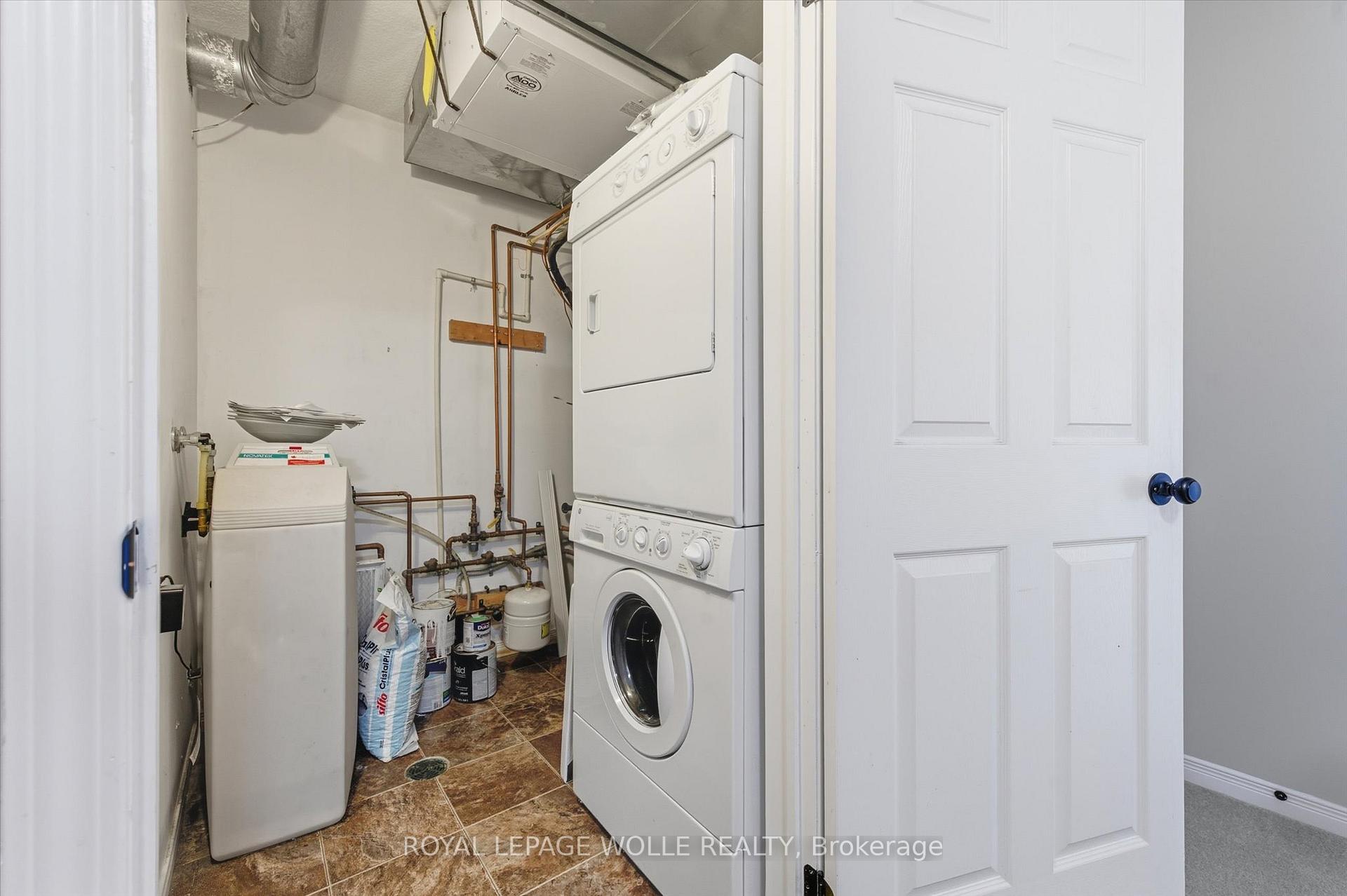 Photo 23 of Unit 35, 35 Mountford Drive, Guelph, Grange Road — HOMEH