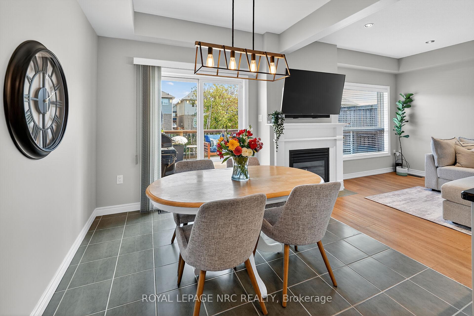 Photo 7 of Unit 15, 40 Dartmouth Gate, Hamilton, Lakeshore — HOMEH