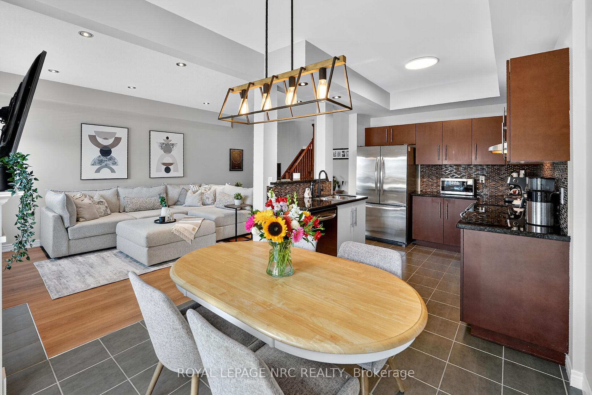 Photo 8 of Unit 15, 40 Dartmouth Gate, Hamilton, Lakeshore — HOMEH