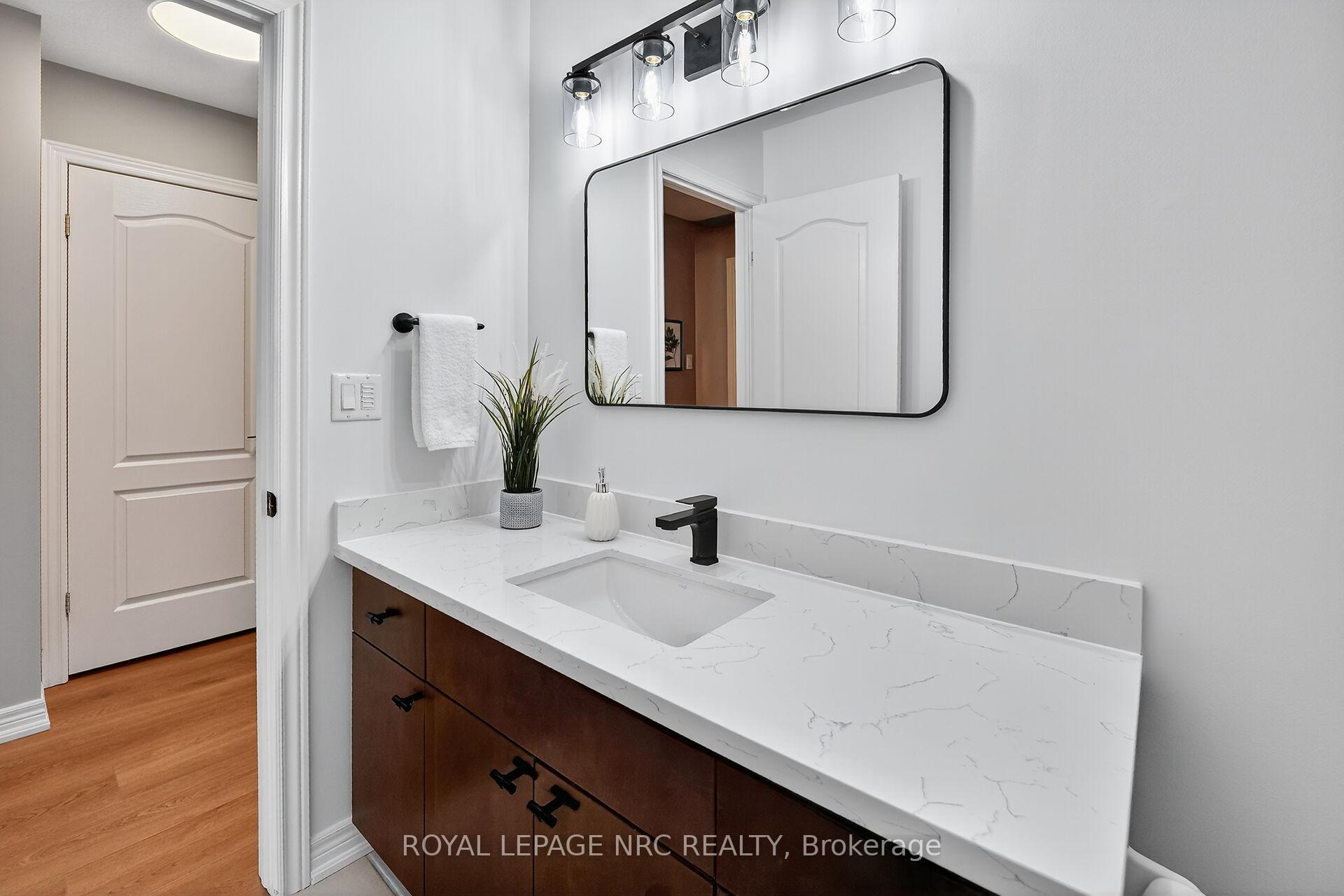 Photo 23 of Unit 15, 40 Dartmouth Gate, Hamilton, Lakeshore — HOMEH