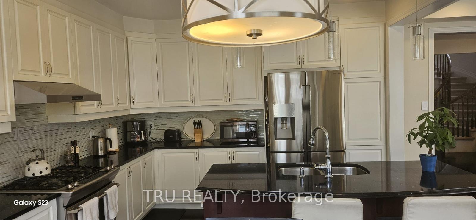 Photo 4 of 86 Damselfly Way W, Ottawa, Barrhaven - Half Moon Bay — HOMEH