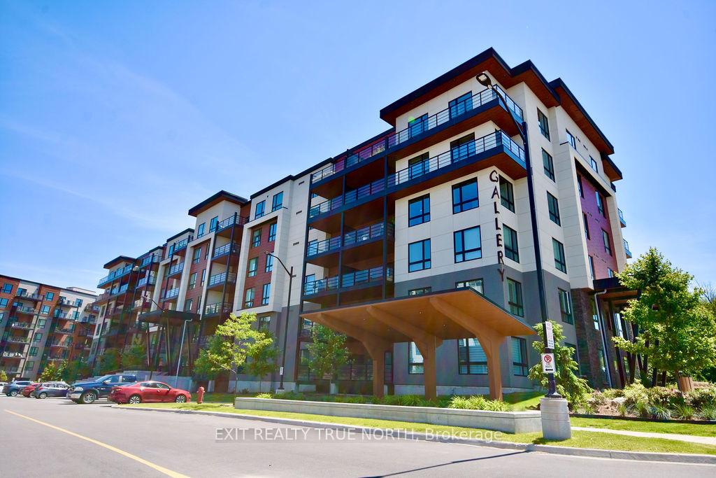 Front of Unit 303, 300 Essa Road