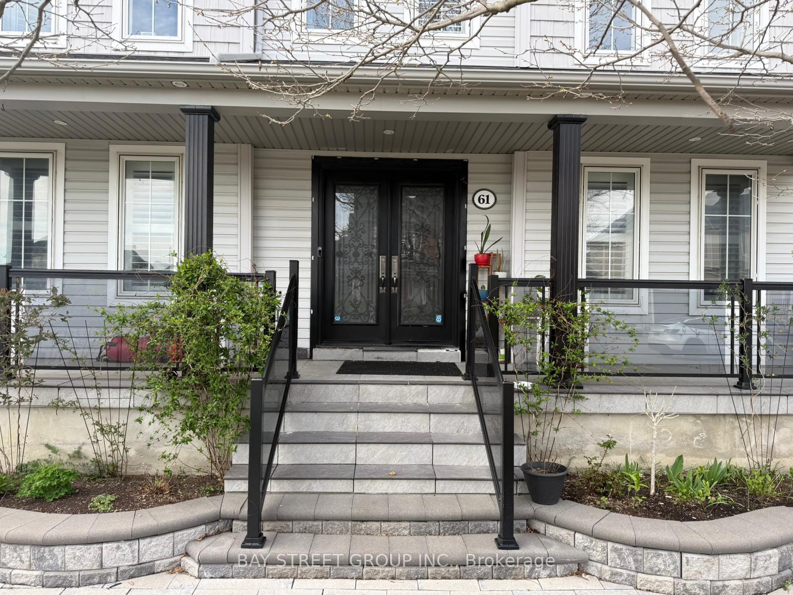 Photo 4 of 61 Seward Crescent, Ajax, Northeast Ajax — HOMEH