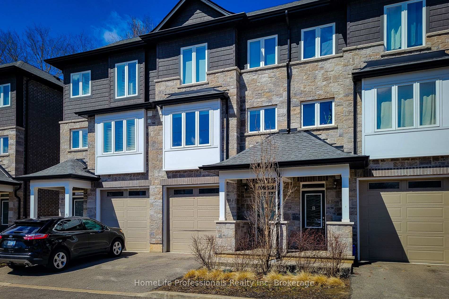 Front of Unit 7, 111 Wilson Street E
