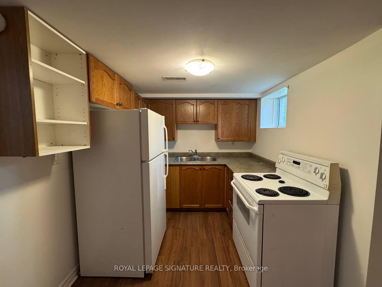Photo 2 of 281 The Queensway Drive S, Georgina, Keswick South — HOMEH