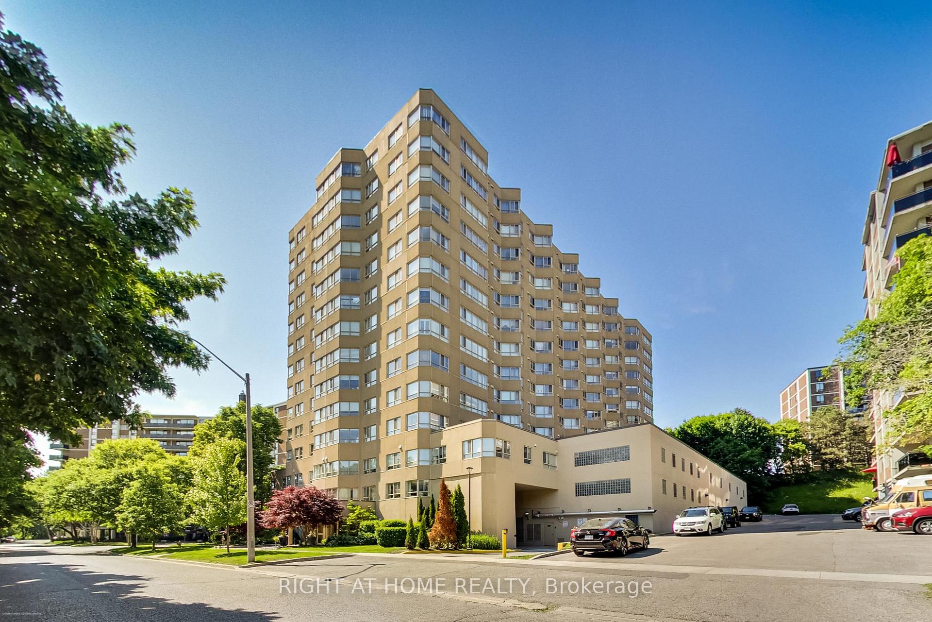 Front of Unit 1109, 4 Park Vista