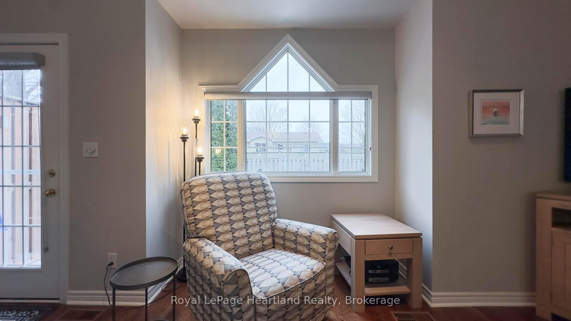 Photo 16 of 247 Martha Street, Goderich, Goderich (Town) — HOMEH