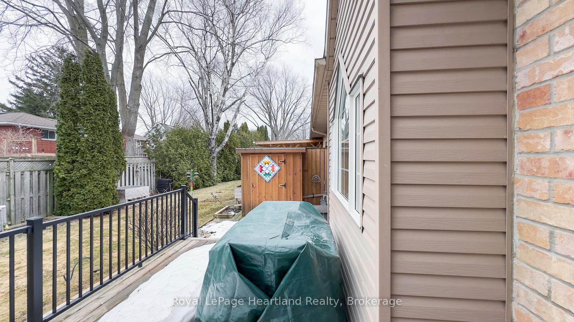 Photo 17 of 247 Martha Street, Goderich, Goderich (Town) — HOMEH