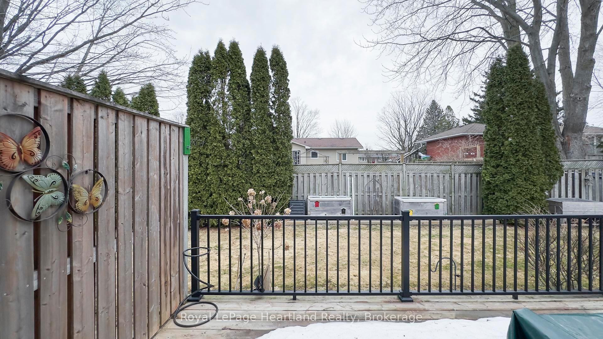 Photo 18 of 247 Martha Street, Goderich, Goderich (Town) — HOMEH
