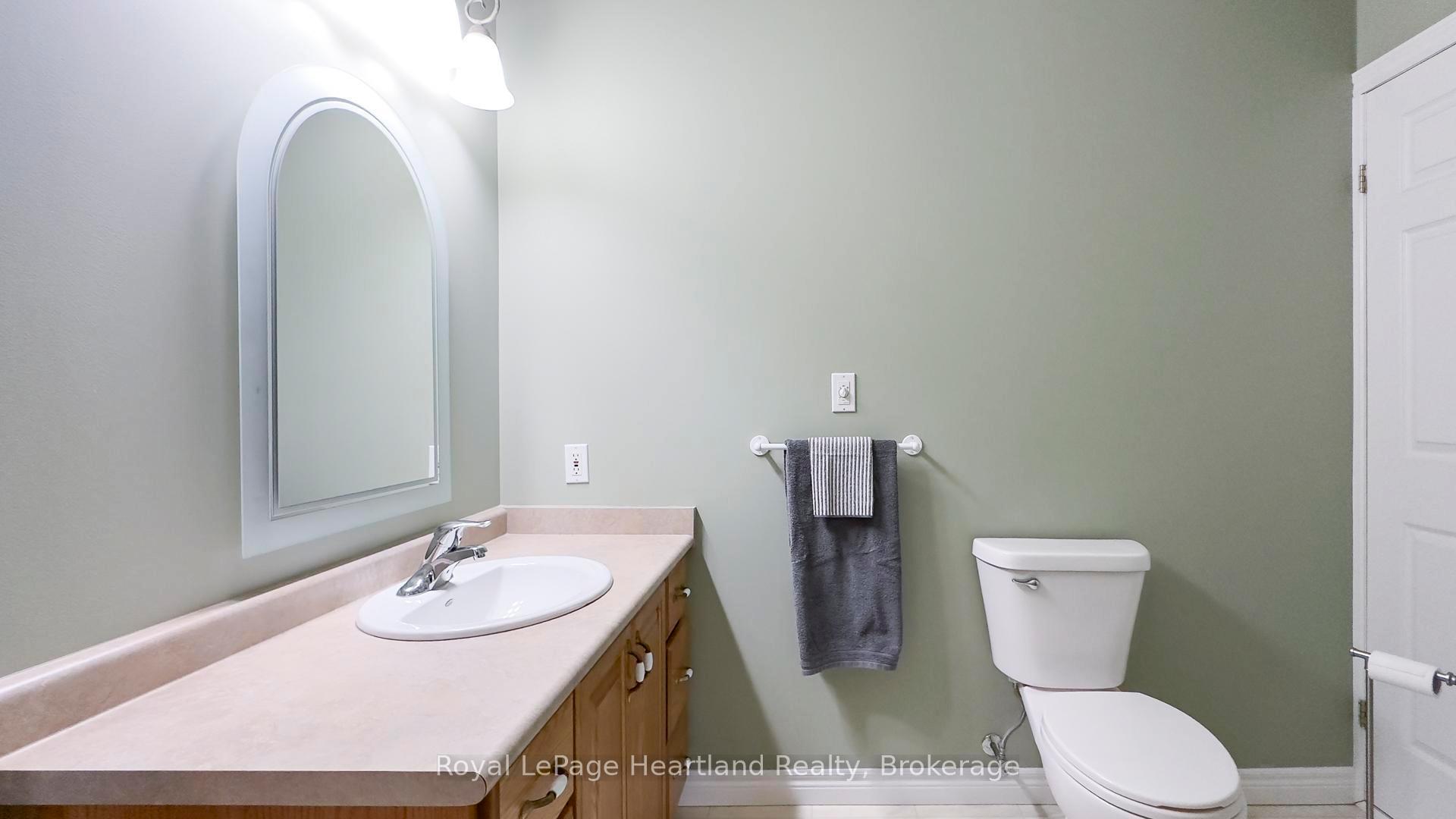 Photo 24 of 247 Martha Street, Goderich, Goderich (Town) — HOMEH