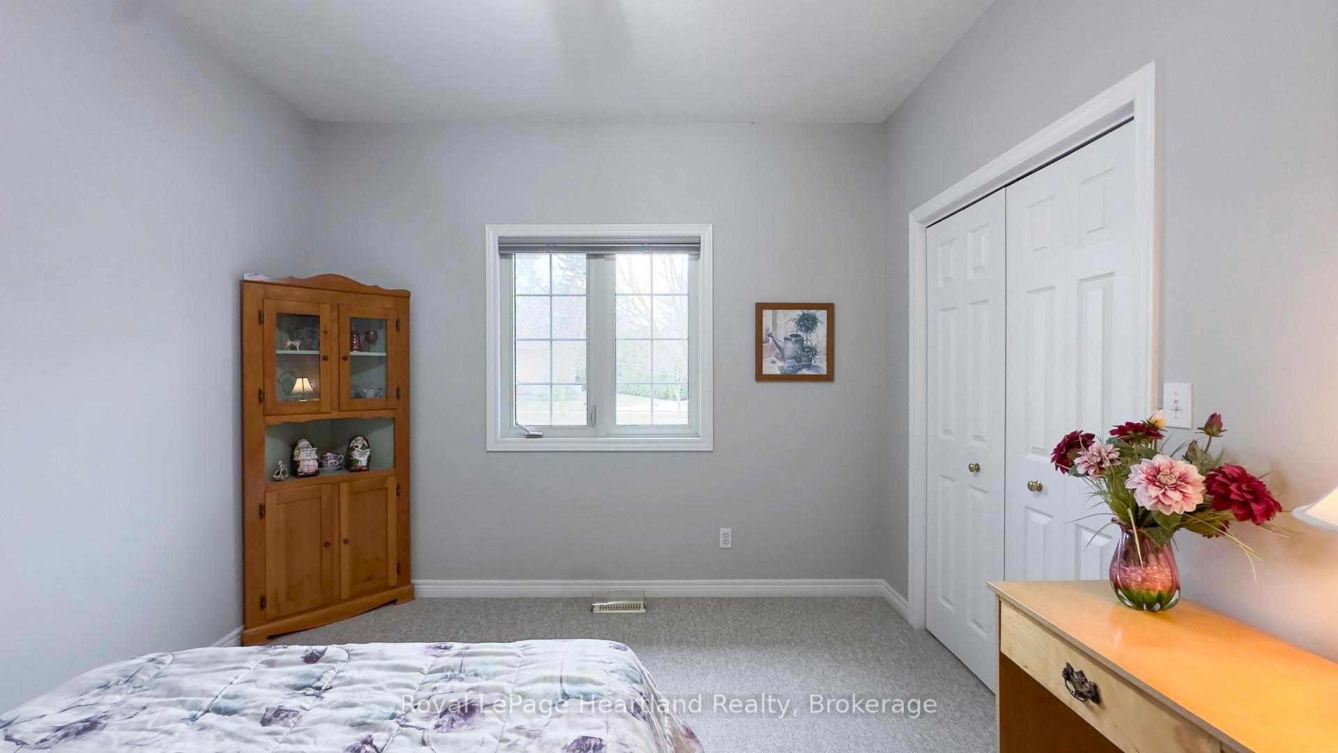 Photo 26 of 247 Martha Street, Goderich, Goderich (Town) — HOMEH