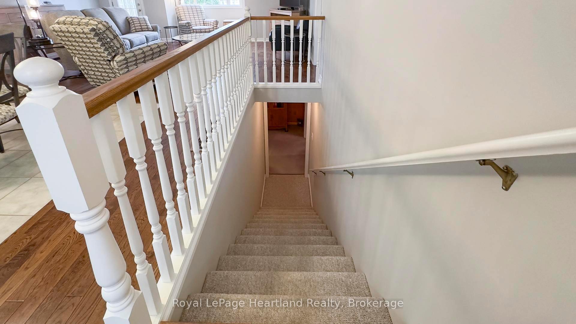Photo 31 of 247 Martha Street, Goderich, Goderich (Town) — HOMEH
