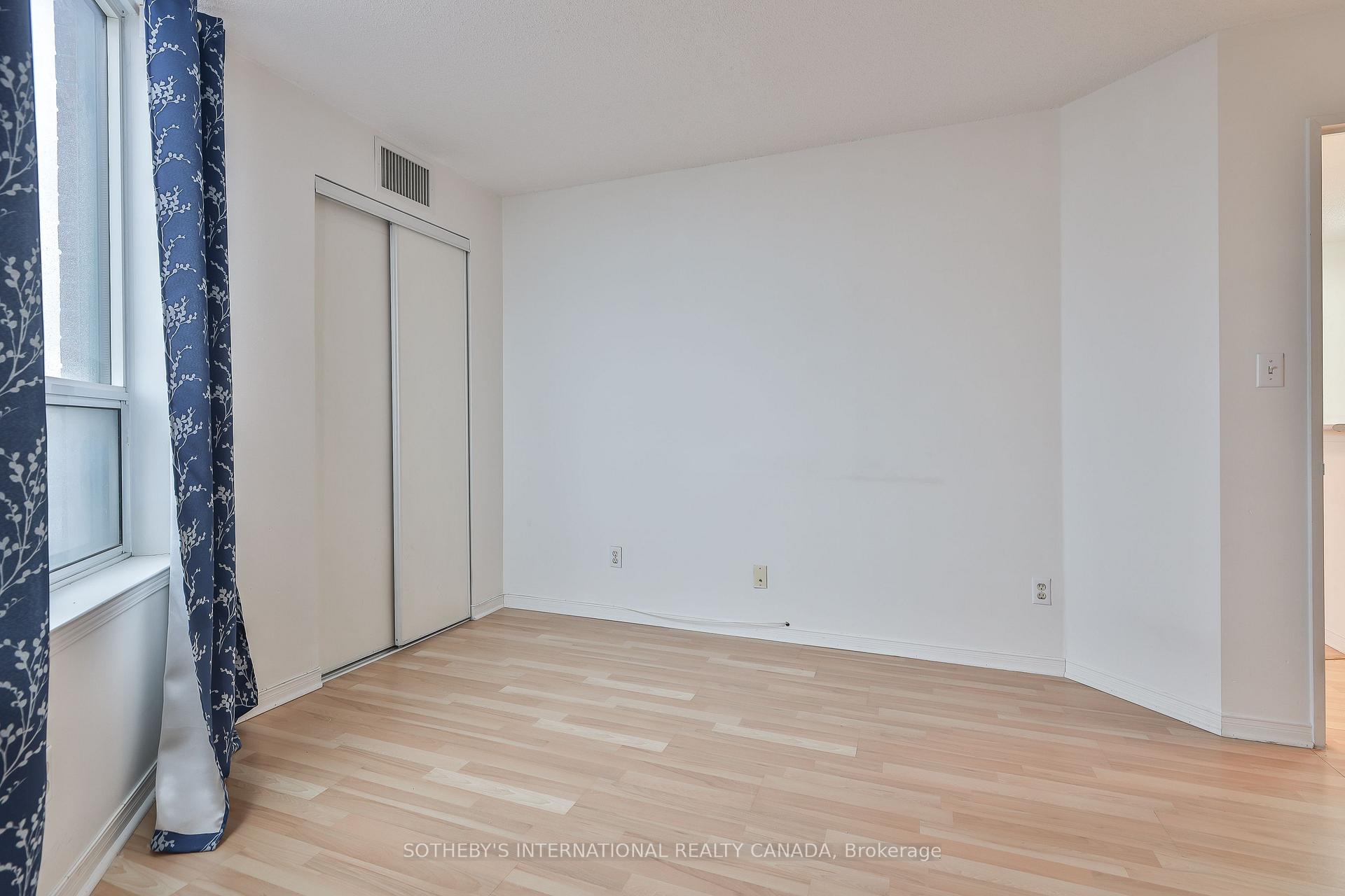 Photo 13 of Unit 709, 1625 Pickering Parkway, Pickering, Village East — HOMEH