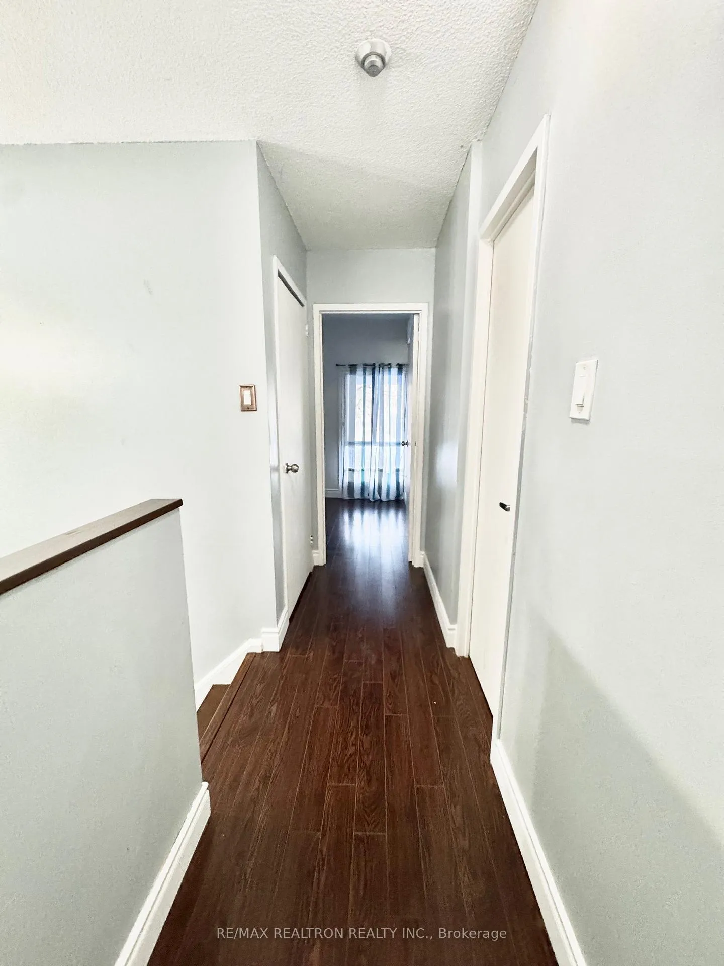 Photo 8 of Unit 112, 95 Leeward Glenway, Toronto, Flemingdon Park — HOMEH