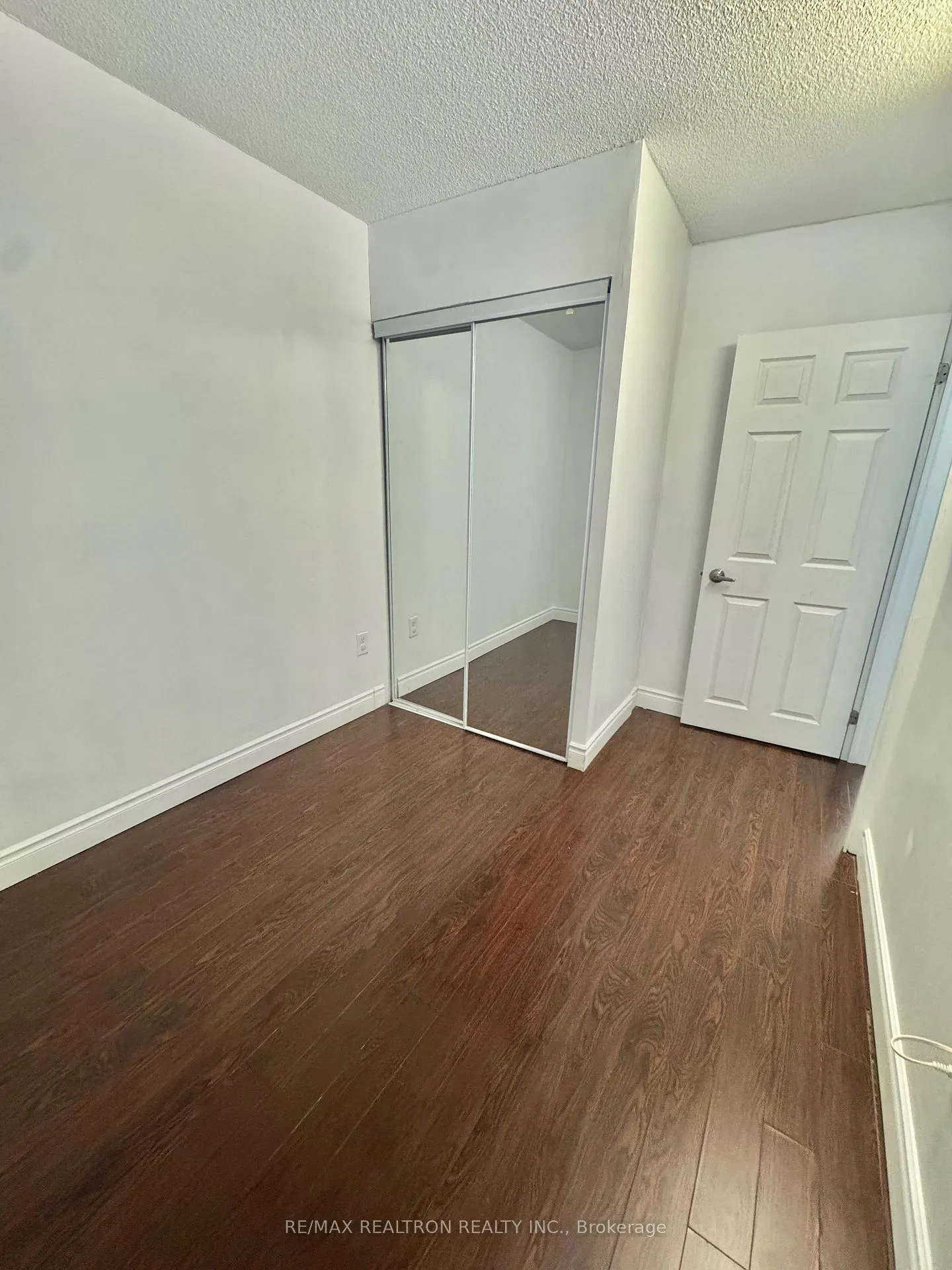 Photo 16 of Unit 112, 95 Leeward Glenway, Toronto, Flemingdon Park — HOMEH