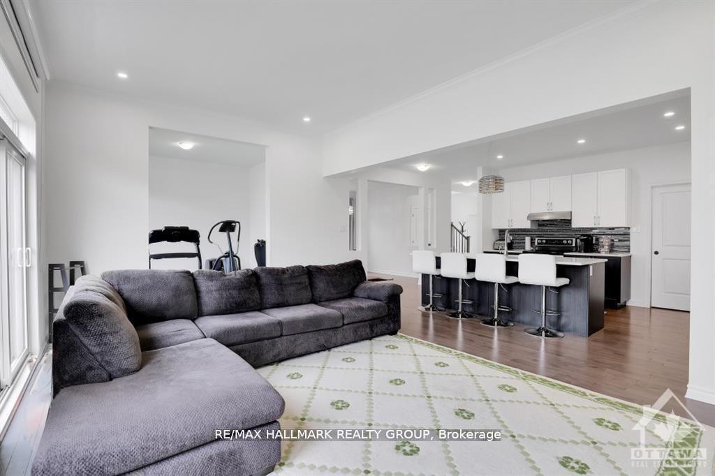 Photo 6 of 4527 Kelly Farm Drive, Ottawa, Blossom Park/Kemp Park/Findlay Creek — HOMEH