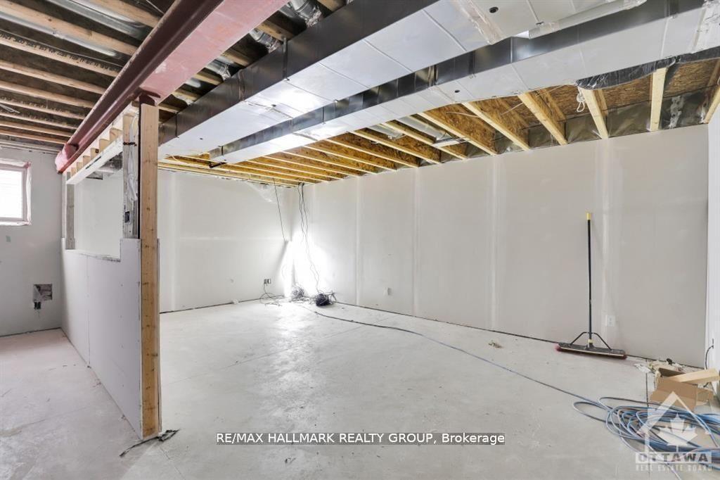Photo 24 of 4527 Kelly Farm Drive, Ottawa, Blossom Park/Kemp Park/Findlay Creek — HOMEH