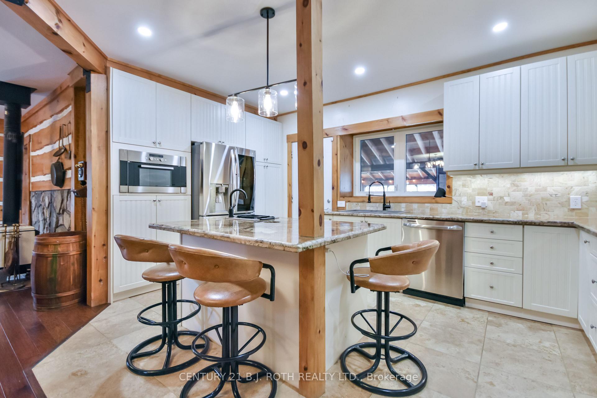 Photo 23 of 8726 9th Line, Essa, Colwell — HOMEH