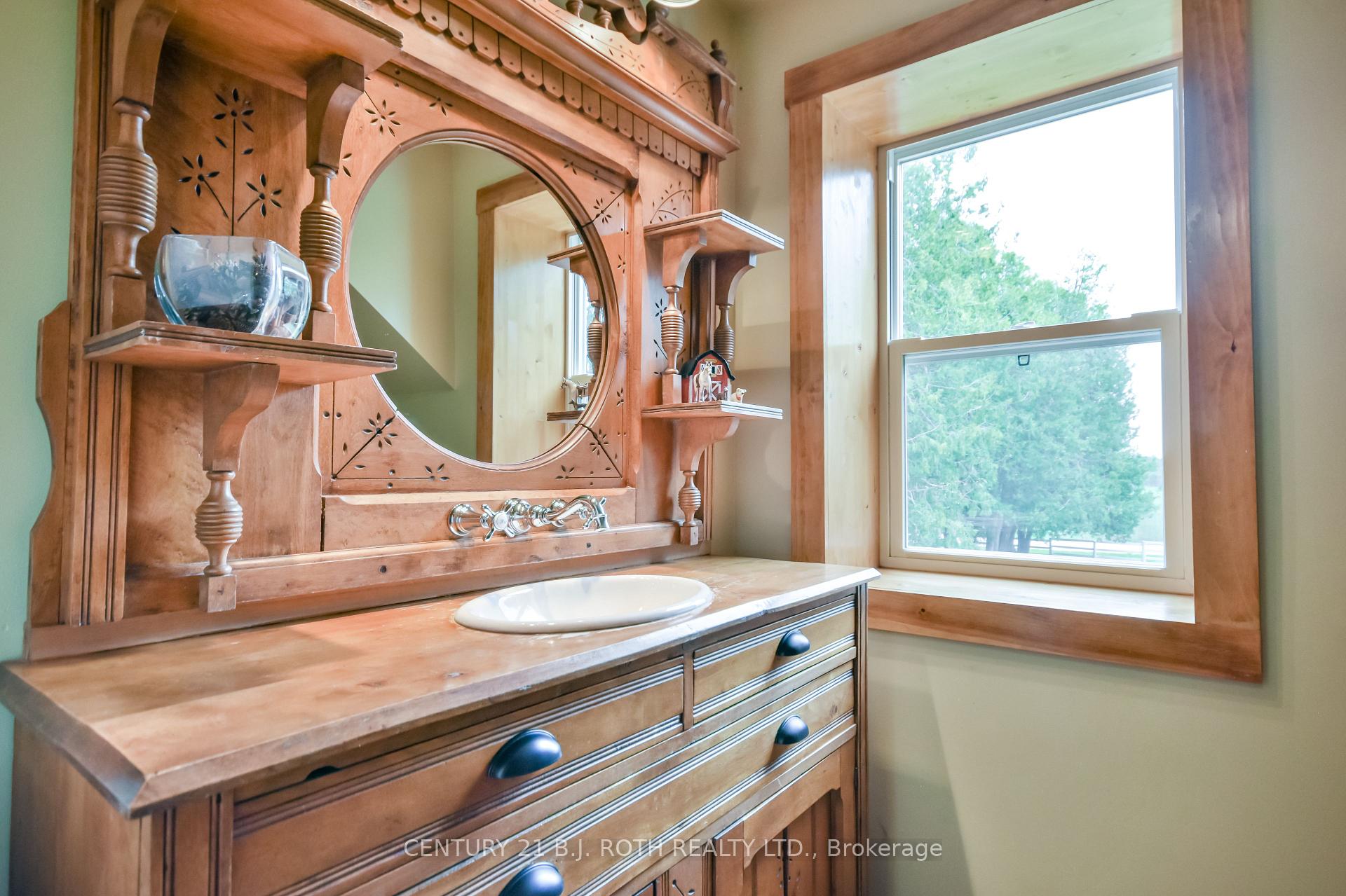 Photo 34 of 8726 9th Line, Essa, Colwell — HOMEH