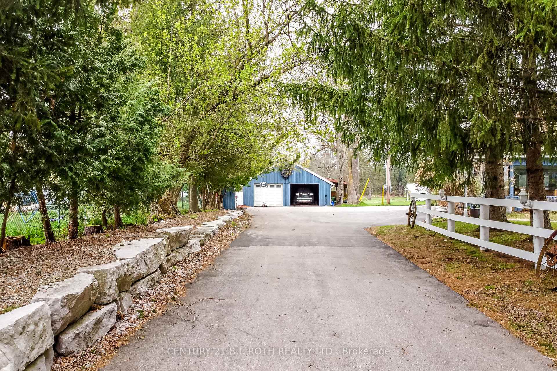 Photo 48 of 8726 9th Line, Essa, Colwell — HOMEH