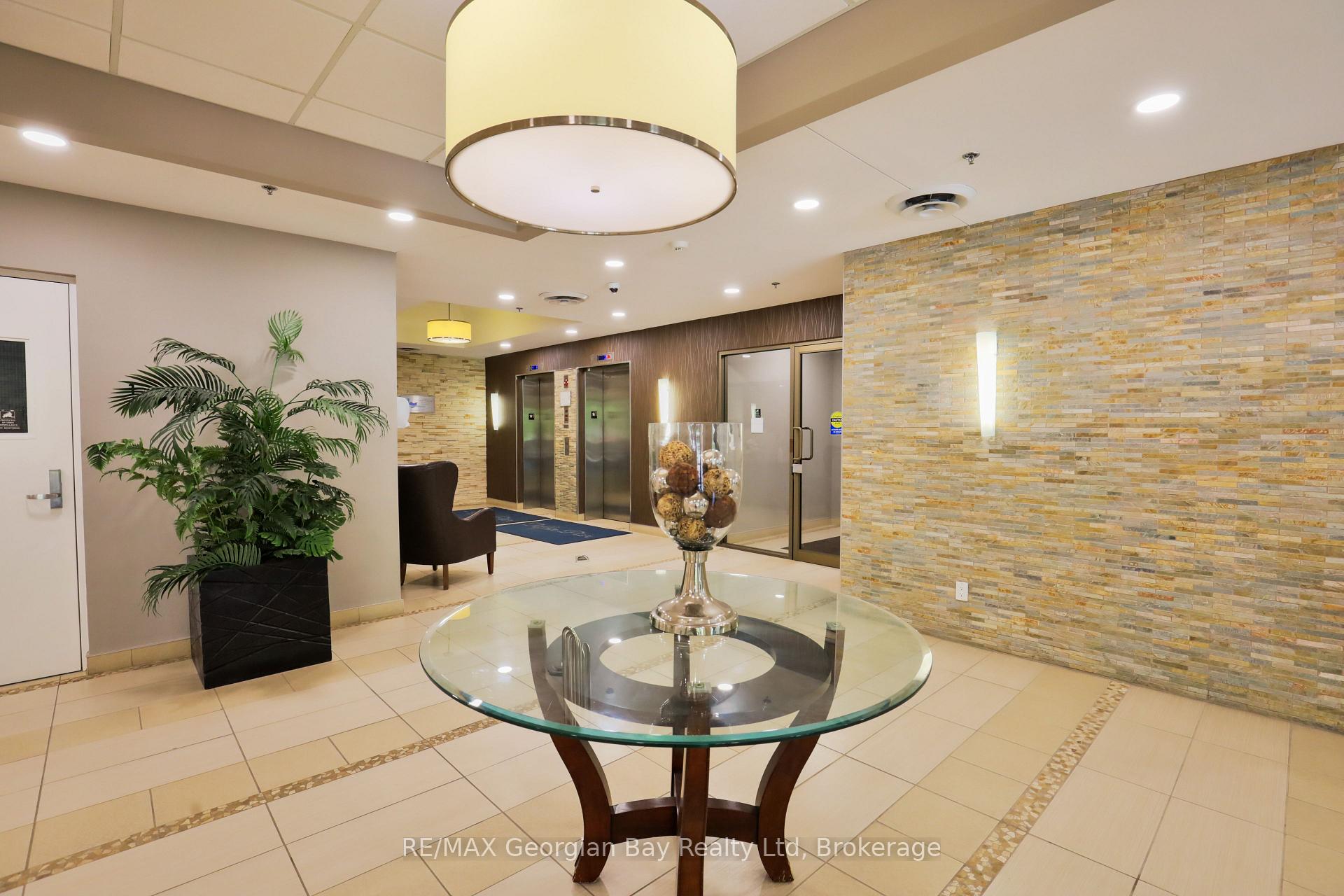 Photo 3 of Unit 509, 699 Aberdeen Boulevard, Midland — HOMEH