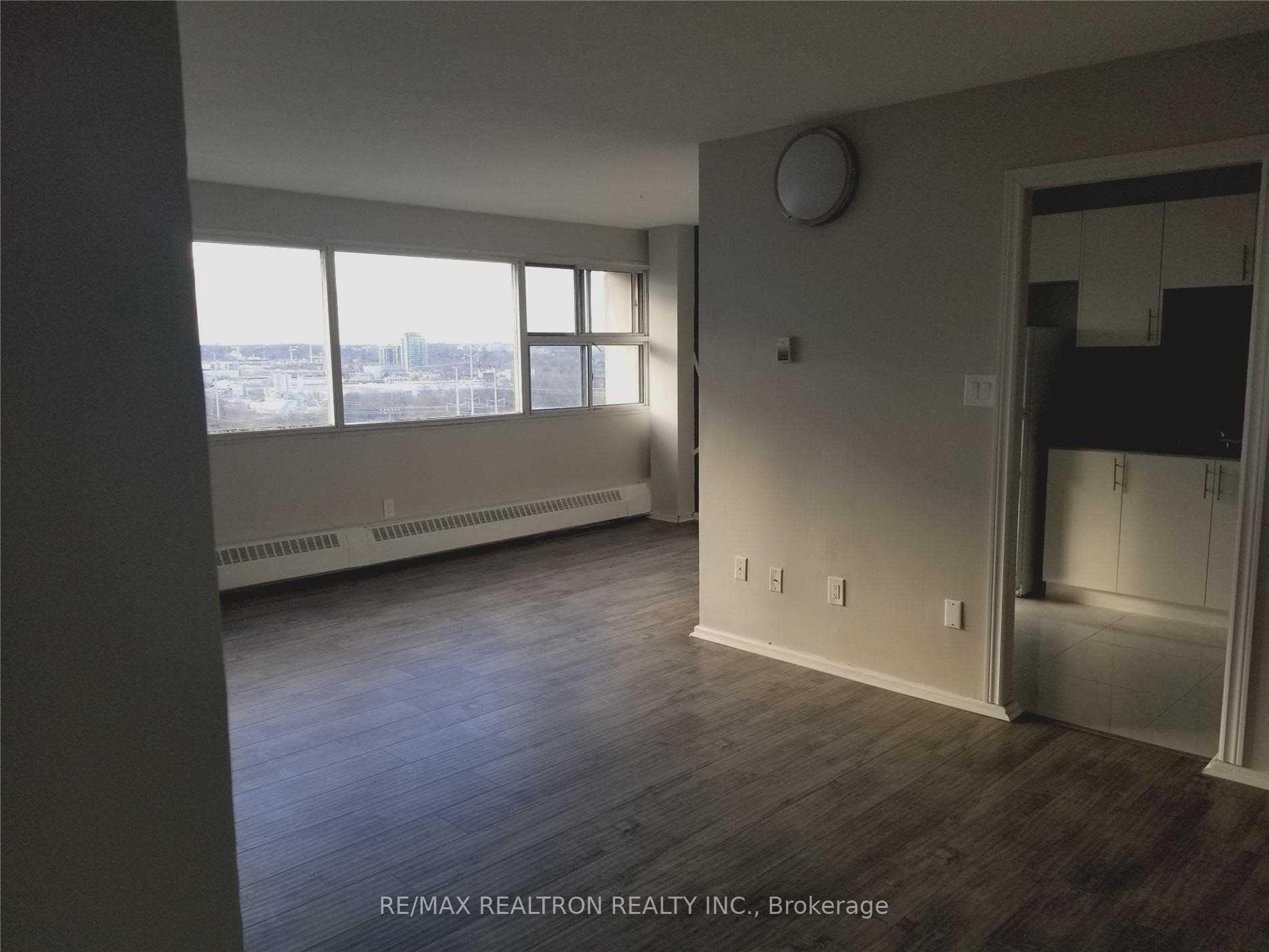 Photo 2 of Unit 1607, 715 Don Mills Road, Toronto, Flemingdon Park — HOMEH