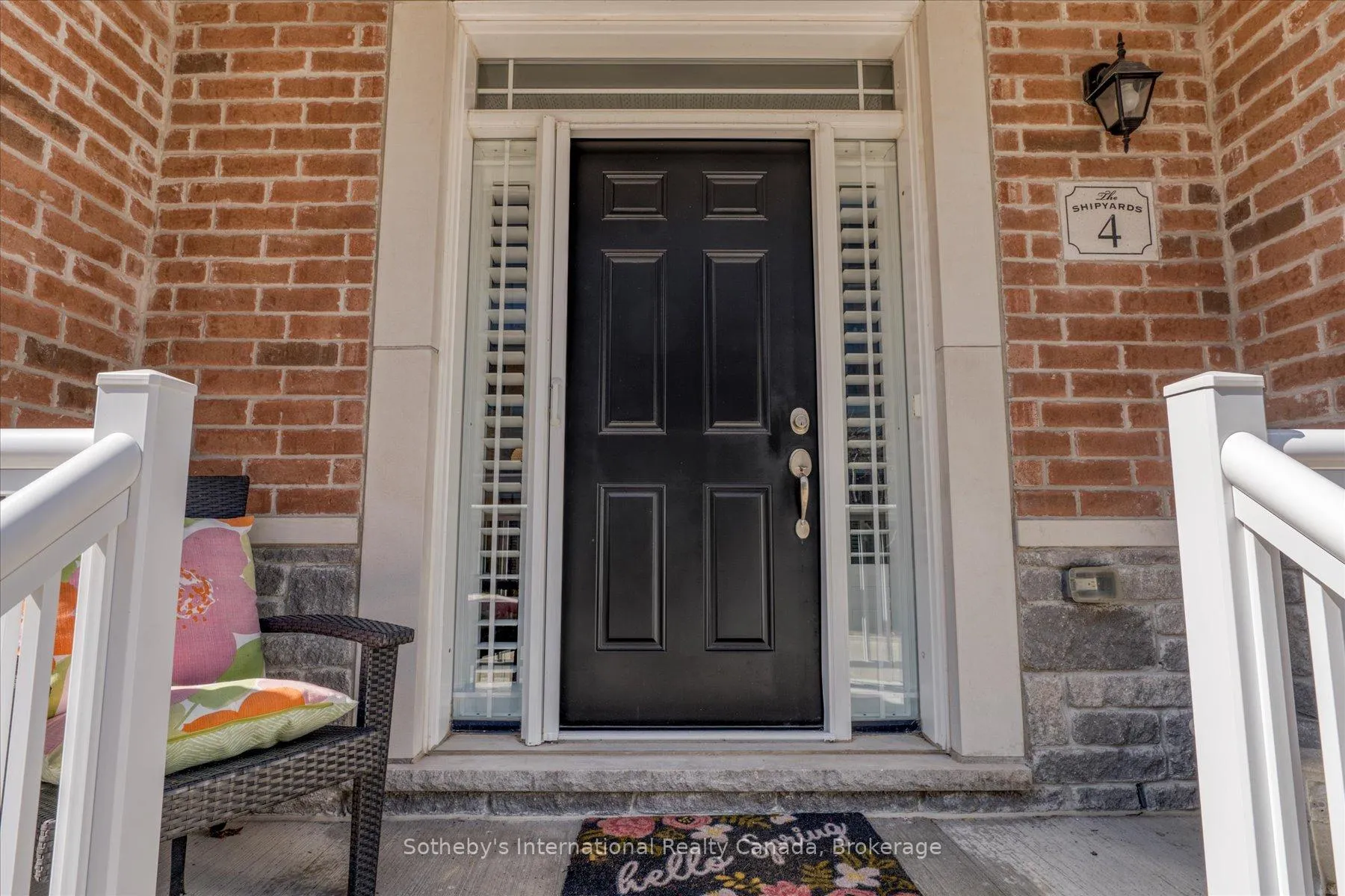 Photo 7 of 4 Emerson Mews, Collingwood — HOMEH