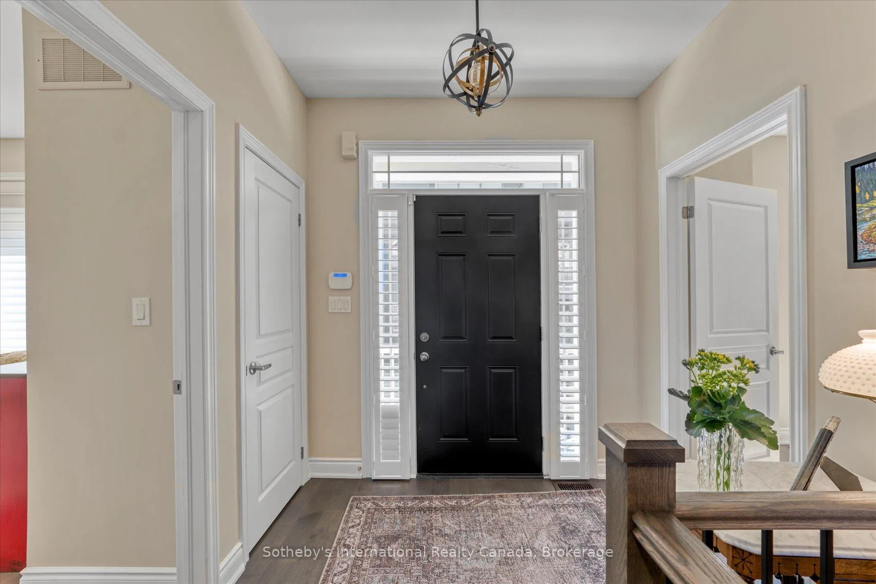 Photo 11 of 4 Emerson Mews, Collingwood — HOMEH