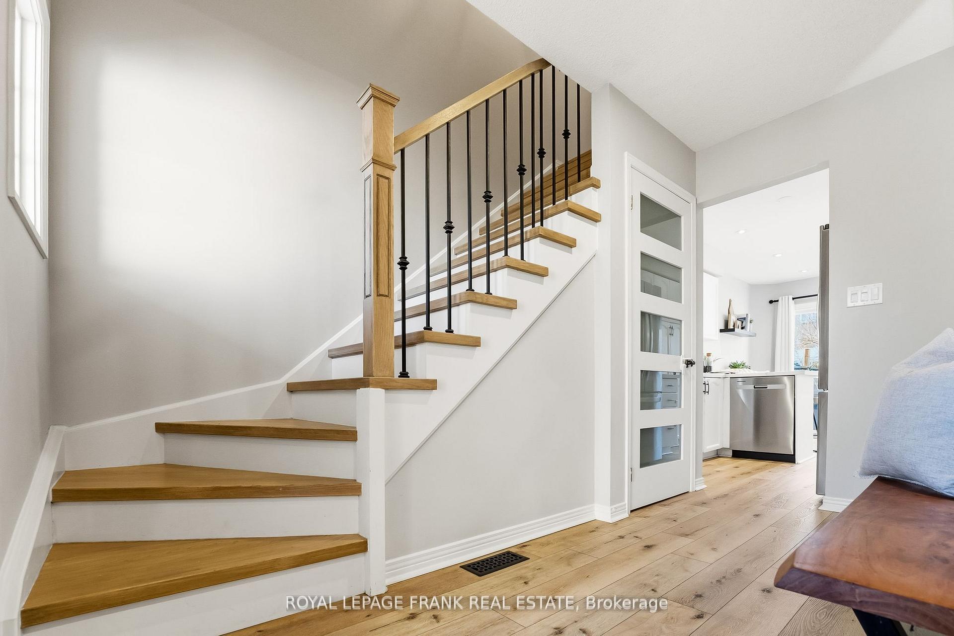 Photo 14 of 6 Short Crescent, Clarington, Courtice — HOMEH