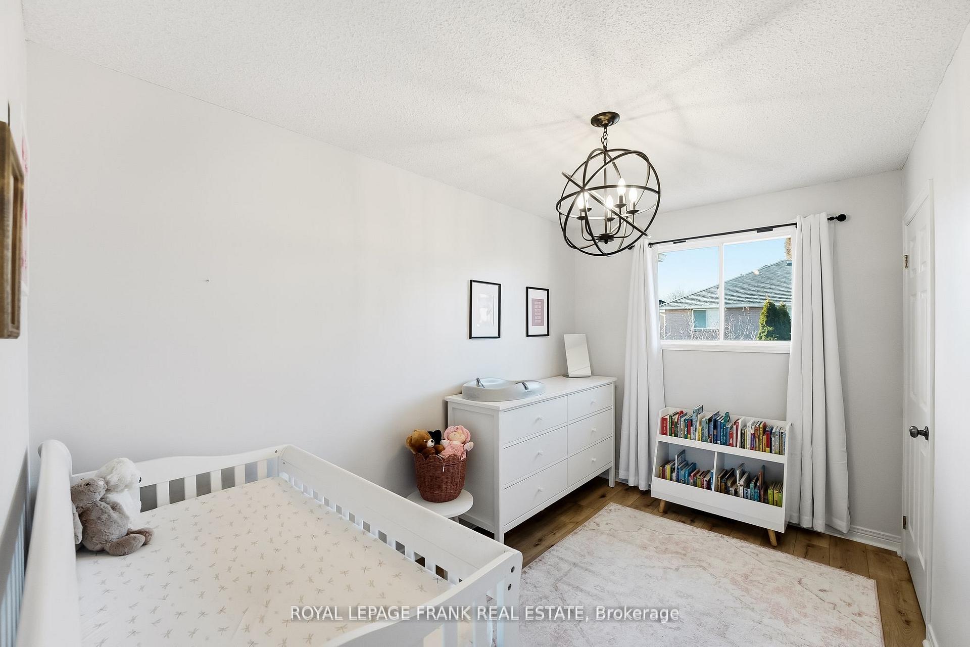 Photo 19 of 6 Short Crescent, Clarington, Courtice — HOMEH